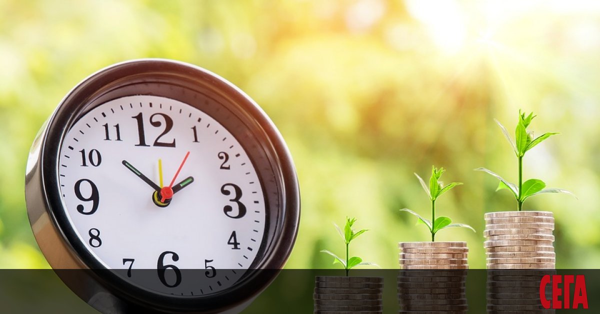 Лихвите по спестяванията на домакинствата продължават да падат и все