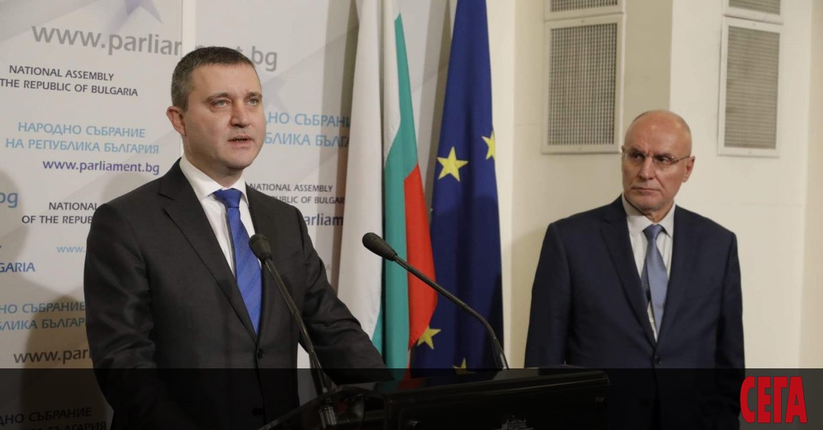 Няма необходимост от прехвърляне на спестяванията от лев в евро
Това