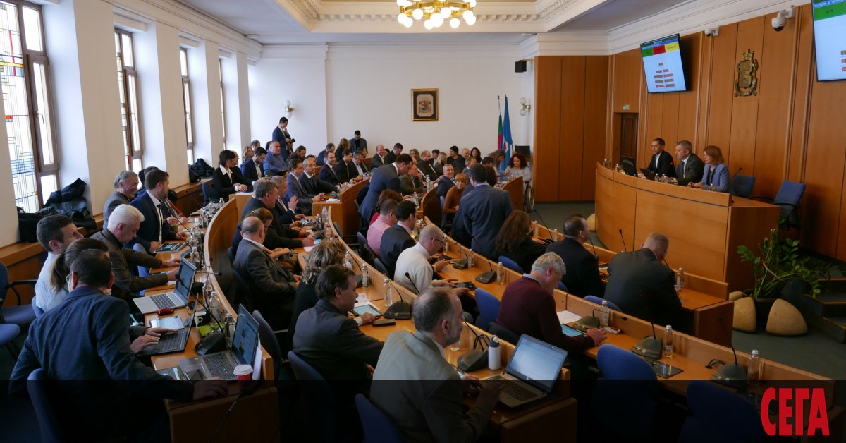 За пореден път управляващите се захващат да преправят мерките срещу