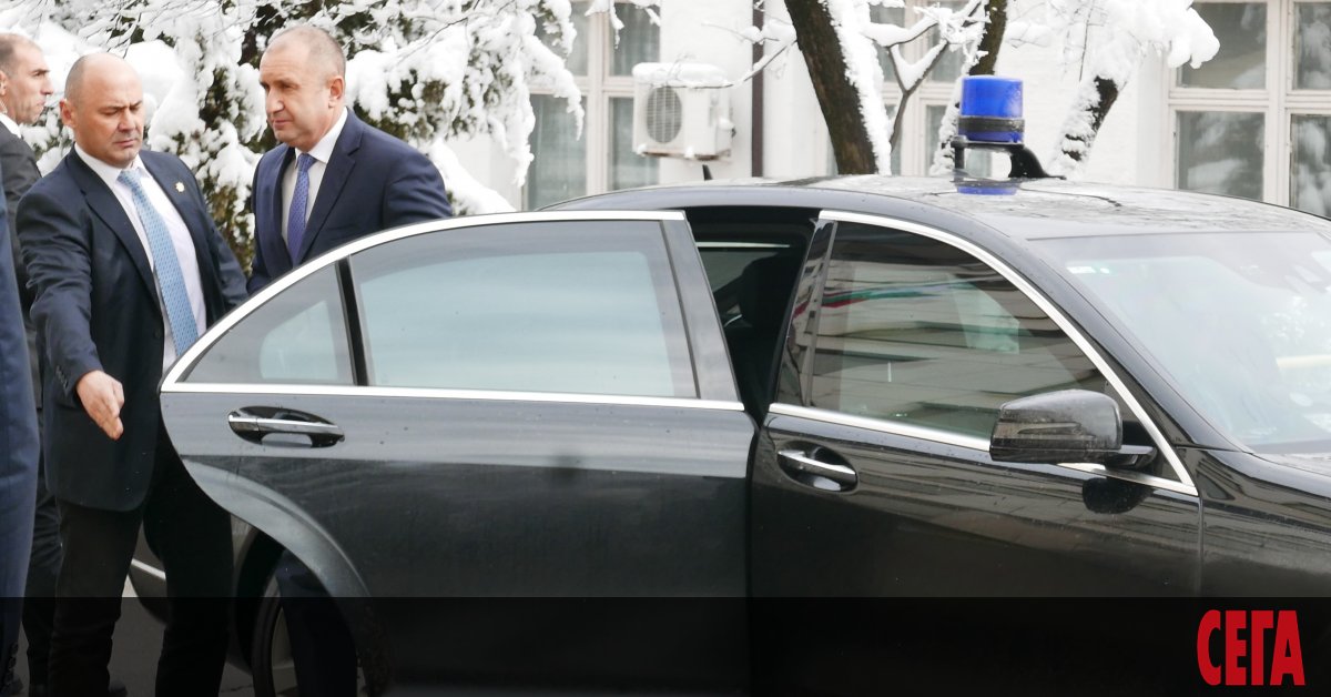 С Указ № 47 на Президента на Републиката от 27