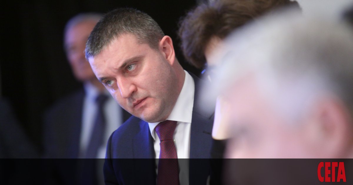 Финансовият министър Владислав Горанов е твърдо против намаляването на ставката
