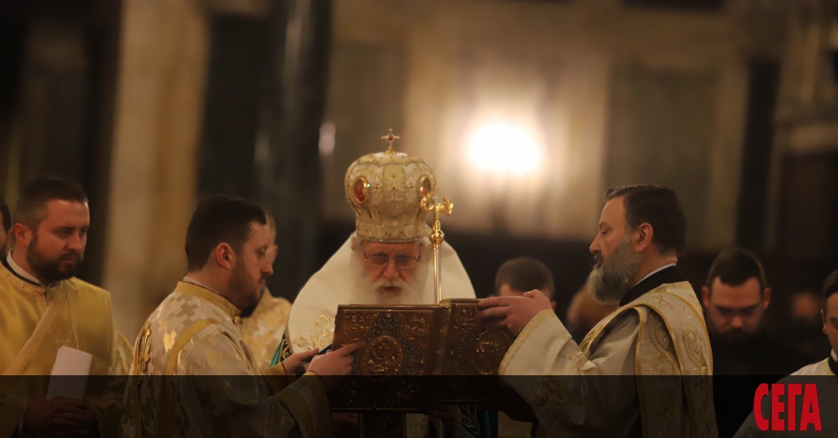 На 10-ия ден от обявеното извънредно положение в страната Патриарх