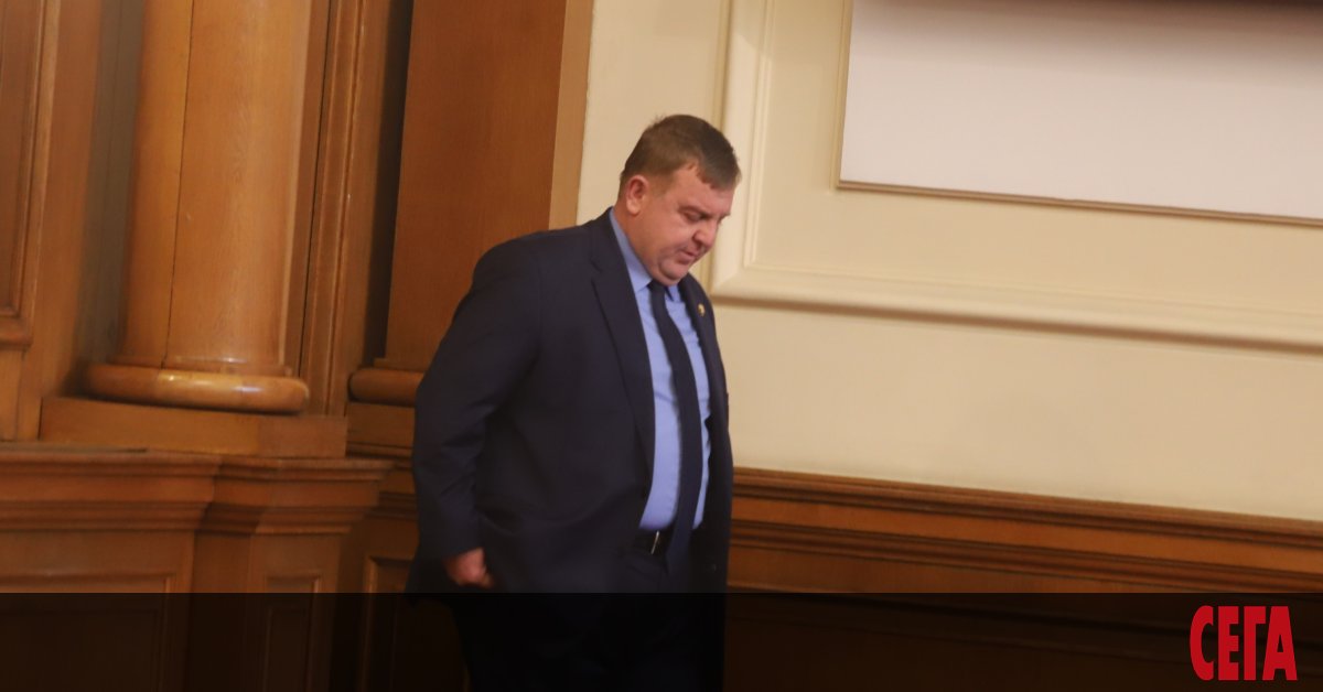 Вицепремиерът и министър на отбраната Красимир Каракачанов призна за по-близки