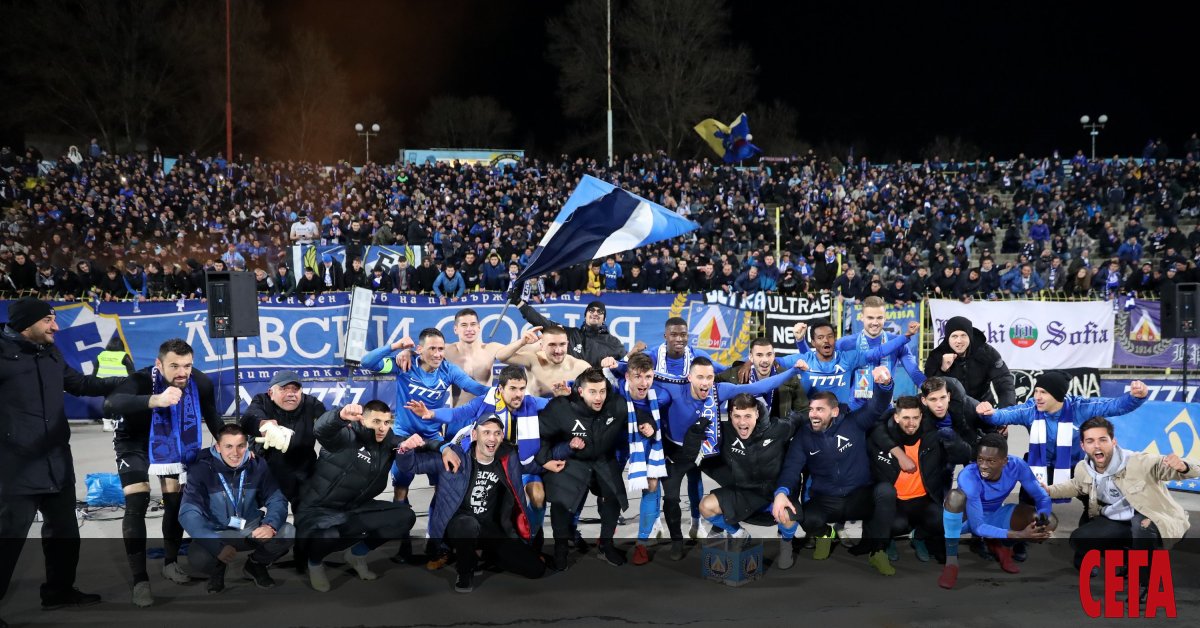 Привърженици на Левски са присъствали на вчерашната тренировка на отбора,