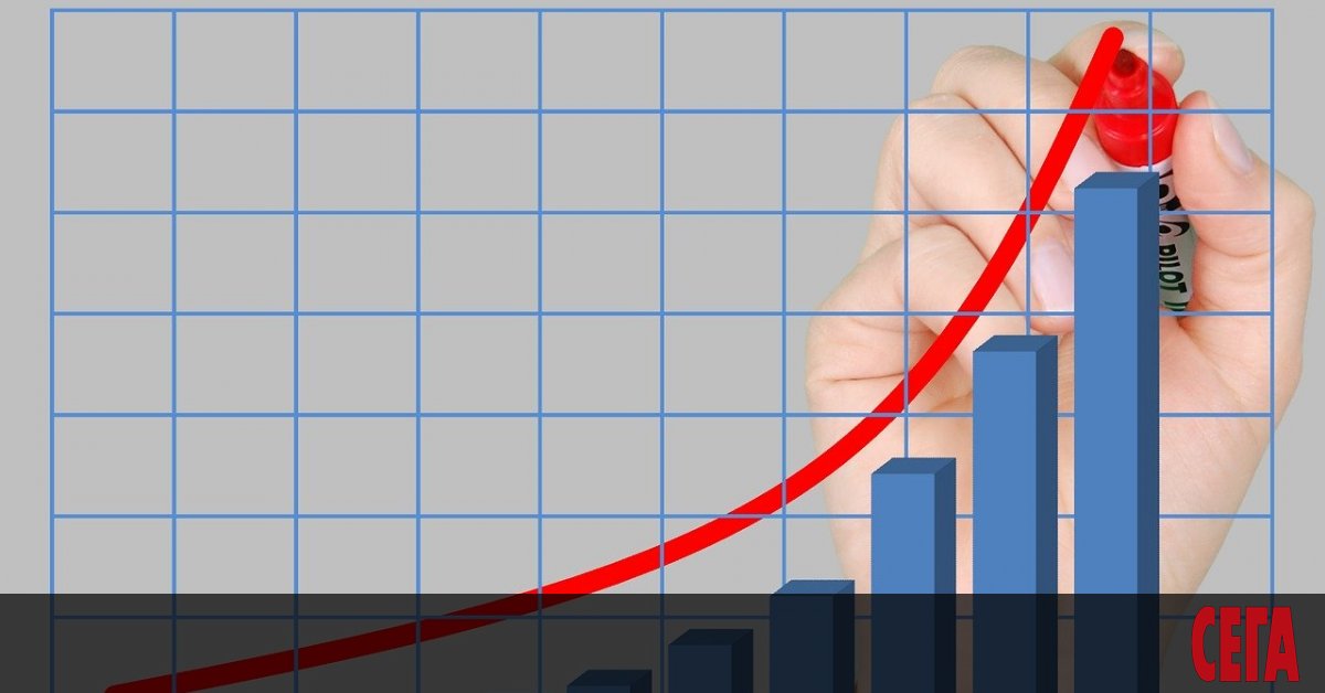 През март, когато коронавирусът нахлу и у нас, бюджетът буквално