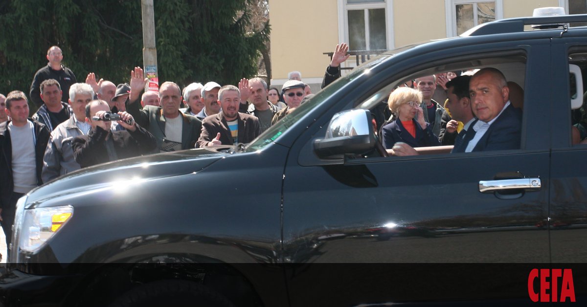 Не дразнете Бойко Борисов с въпроси колко български фирми летят