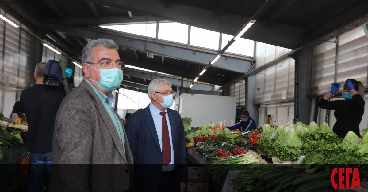 Пазарите у нас ще бъдат отворени след Великден, ако противоепидемичните