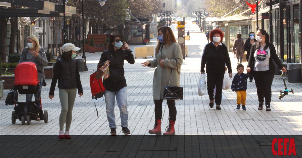 35% от българите очакват епидемията да приключи до няколко месеца,