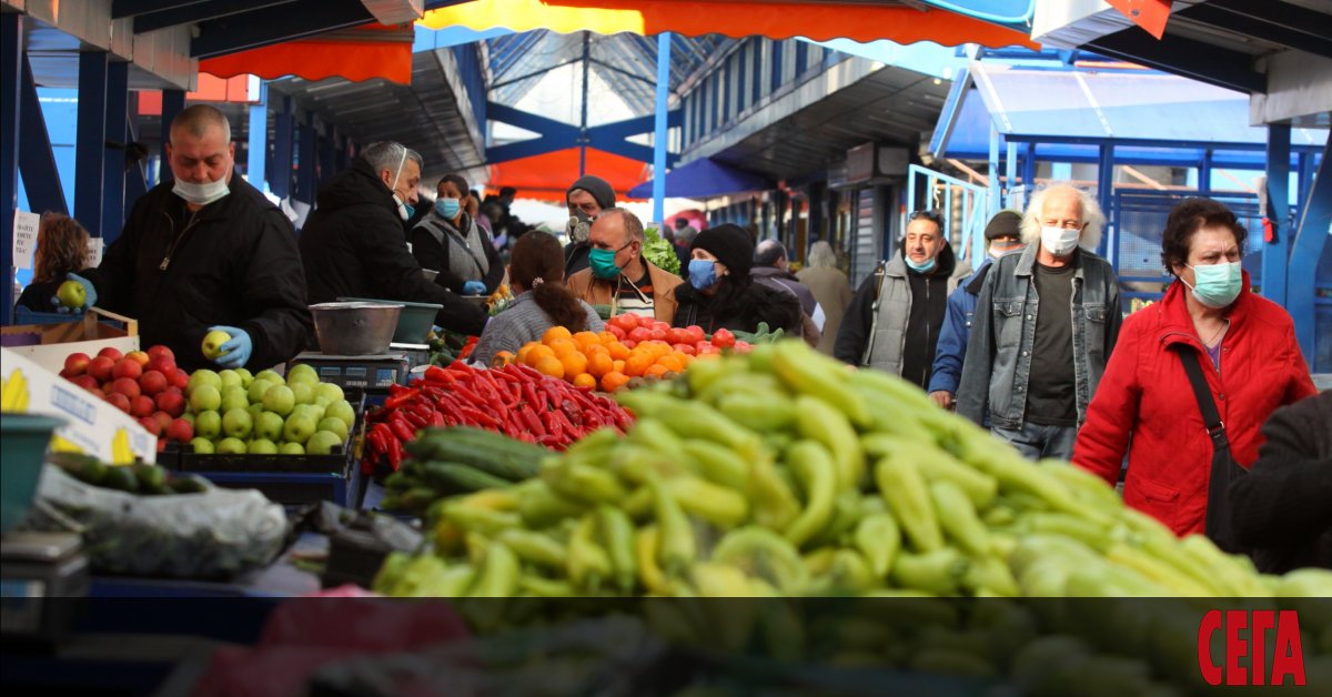 Държавата отново се опитва да мине метър в мерките за