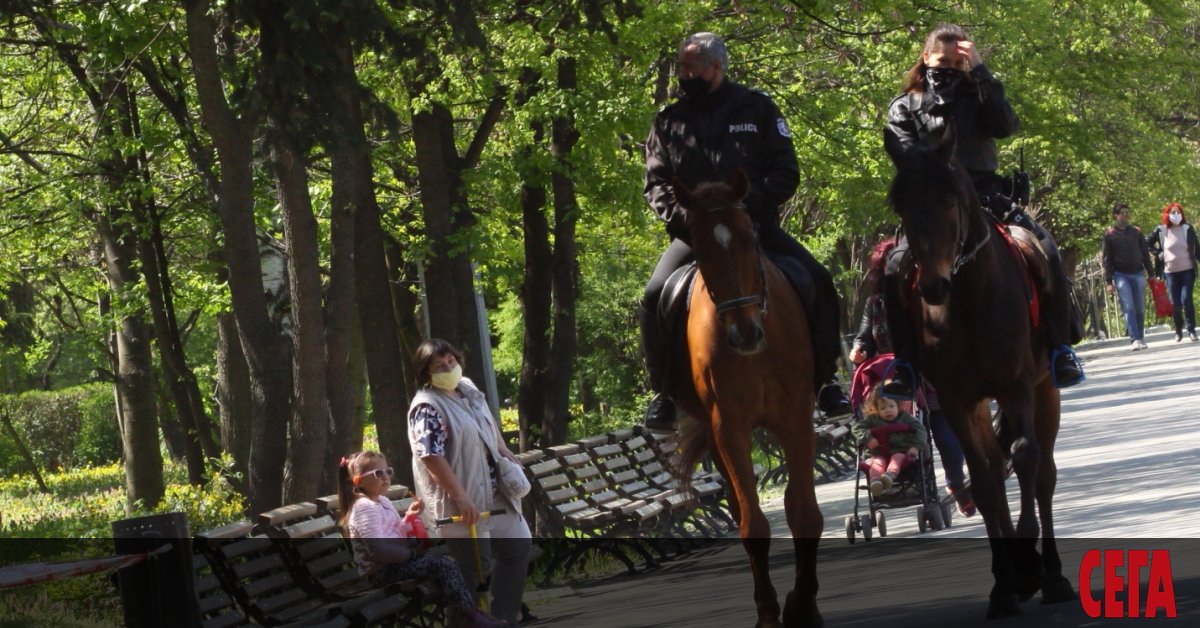 Само 4 акта и то за неносене на маски са