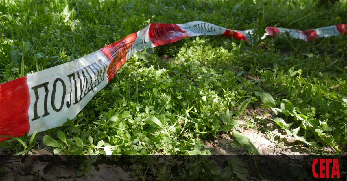 Служител на Гранична полиция и двама бивши полицаи бяха задържани