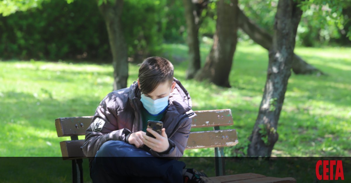 Безплатни горещи телефонни линии за нуждаещите се деца и работещи