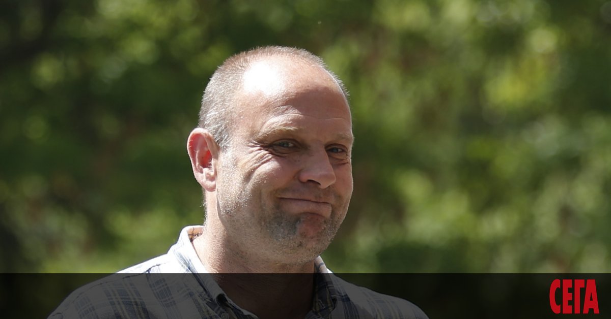 Акционер №2 в Левски - Константин Папазов, определи цената на