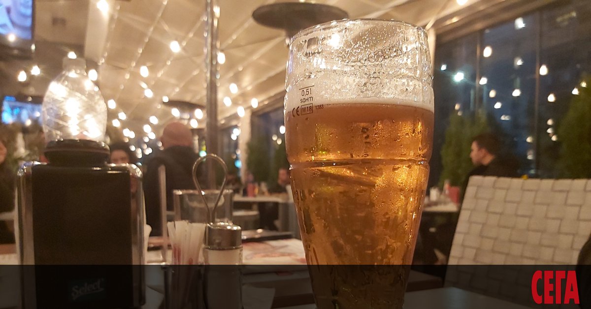 Хаотичните мерки на управляващите да се харесат на всеки на