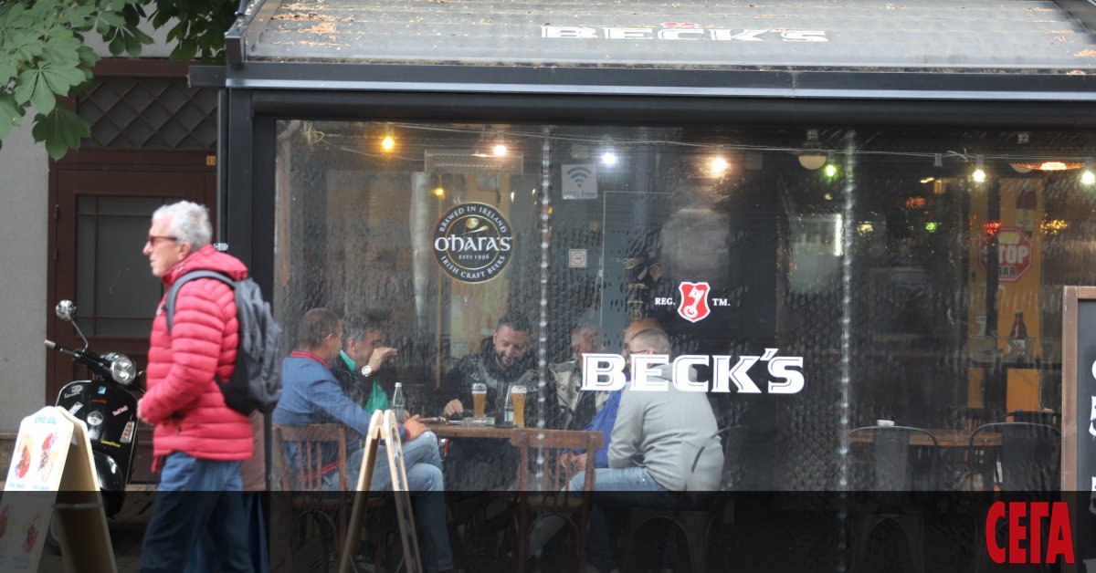 Столичната община обмисля да въведе вечерен час за ресторантите и