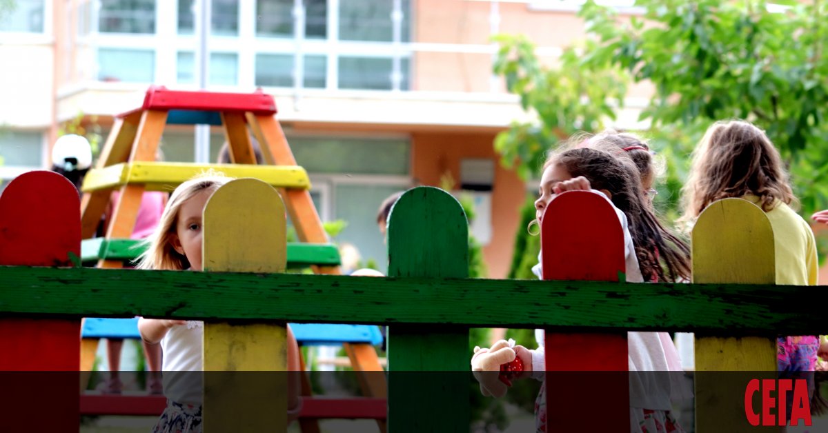 Премиерът Бойков Борисов изрази надежда, че детските градини ще отворят