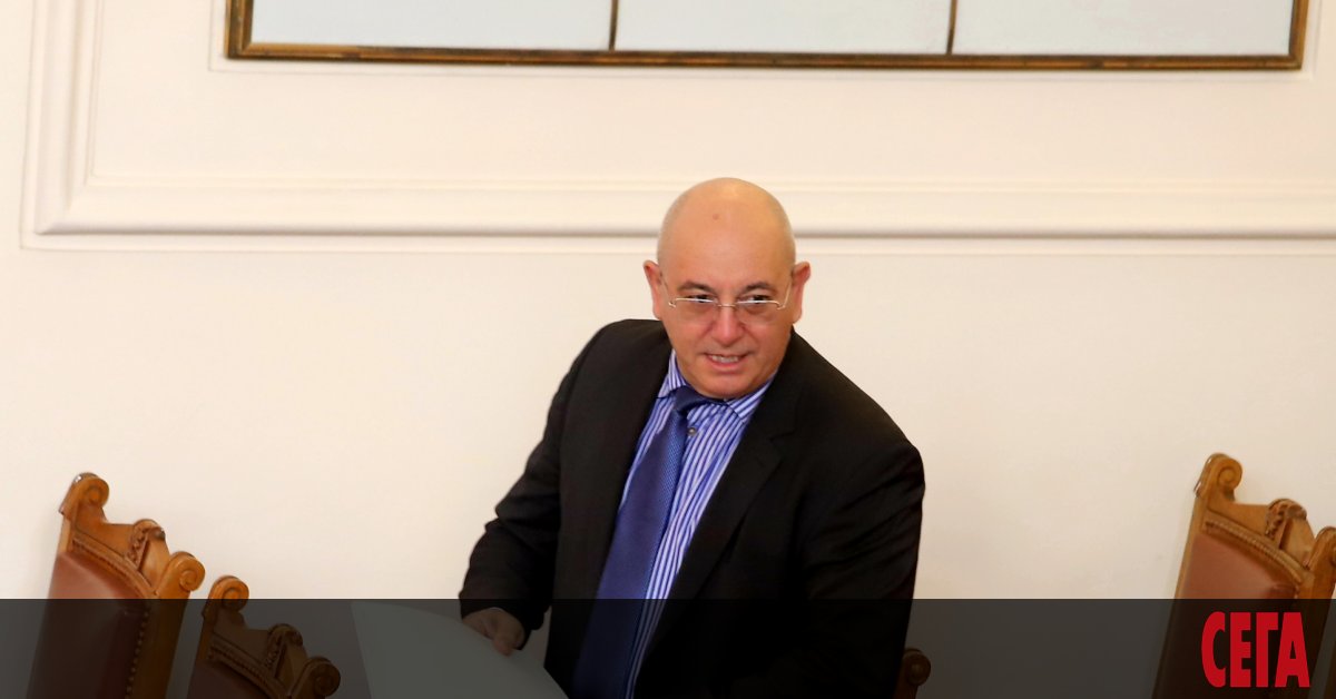 Министърът на околната среда и водите Емил Димитров - Резирово