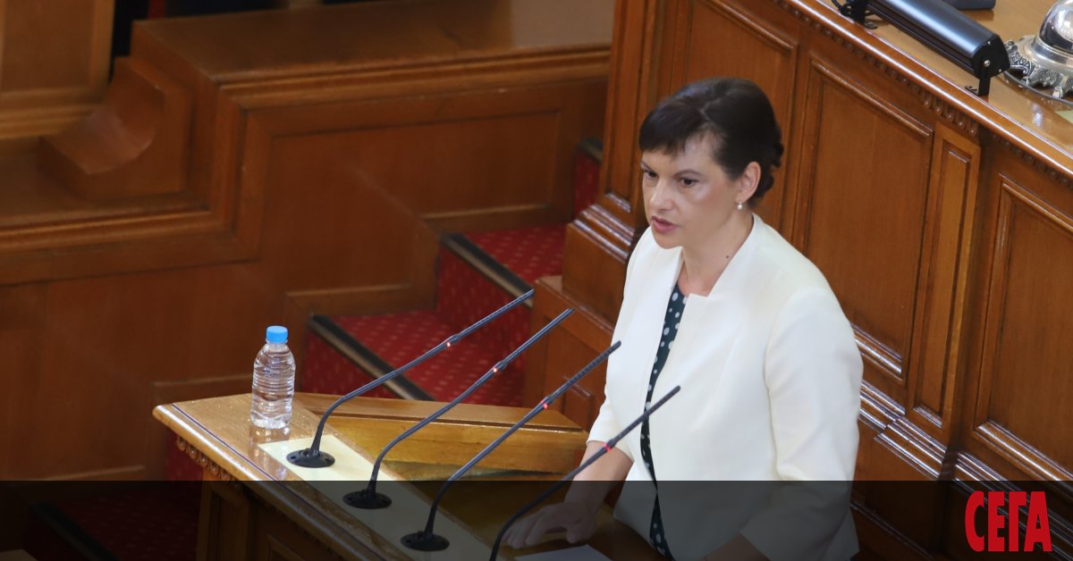 Заканата на БСП, че ще внесе пореден вот на недоверие