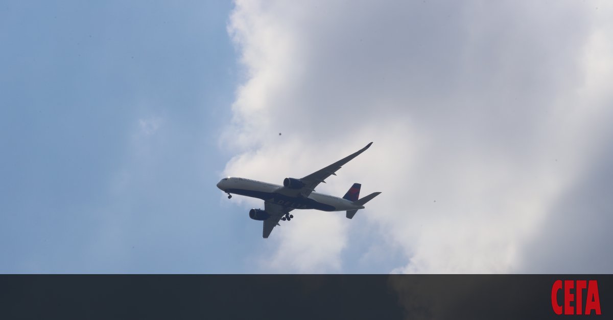 Вашингтон обсъжда с Варшава възможността Полша да предостави свои изтребители