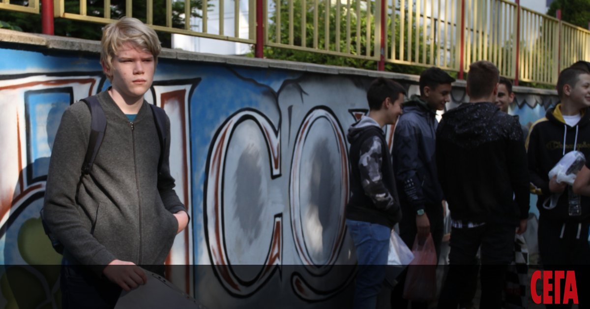 На изпита по математика за 10 клас днес е имало сгрешена