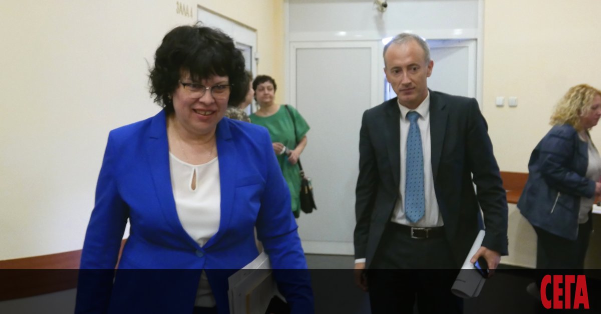 Малко по-зле по български език и малко по-добре по математика