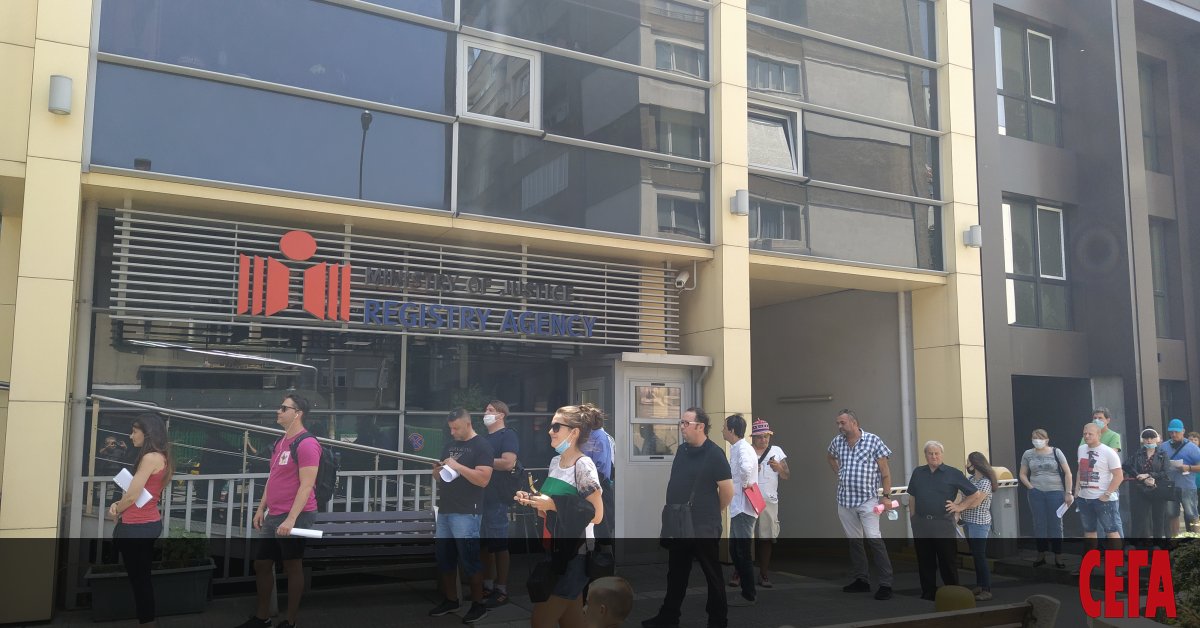 Както винаги се случва в края на юни, пред Агенцията