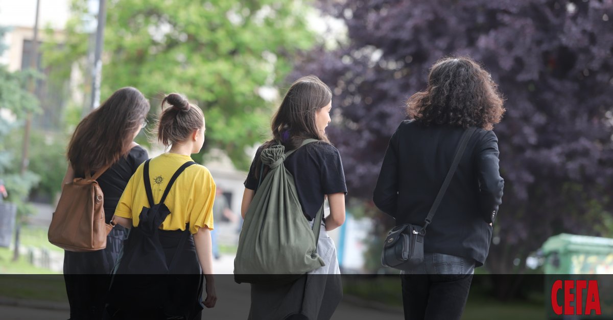 Дългоочакваните пътувания на хиляди български студенти, които се канеха да