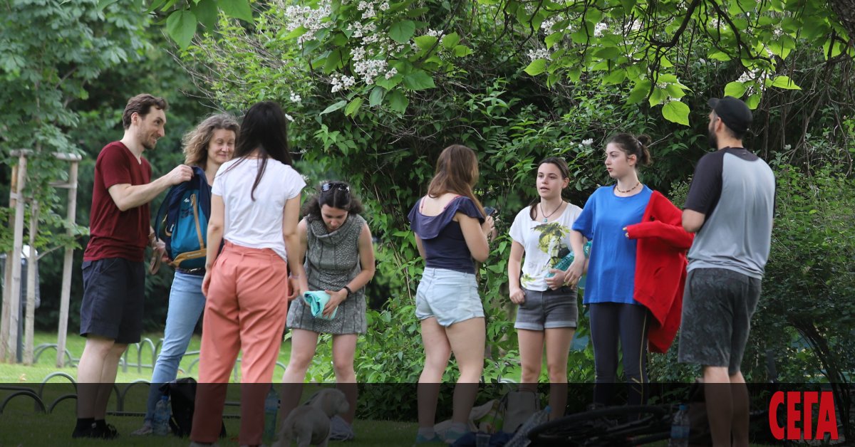 27 процента от младите хора в България са готови да