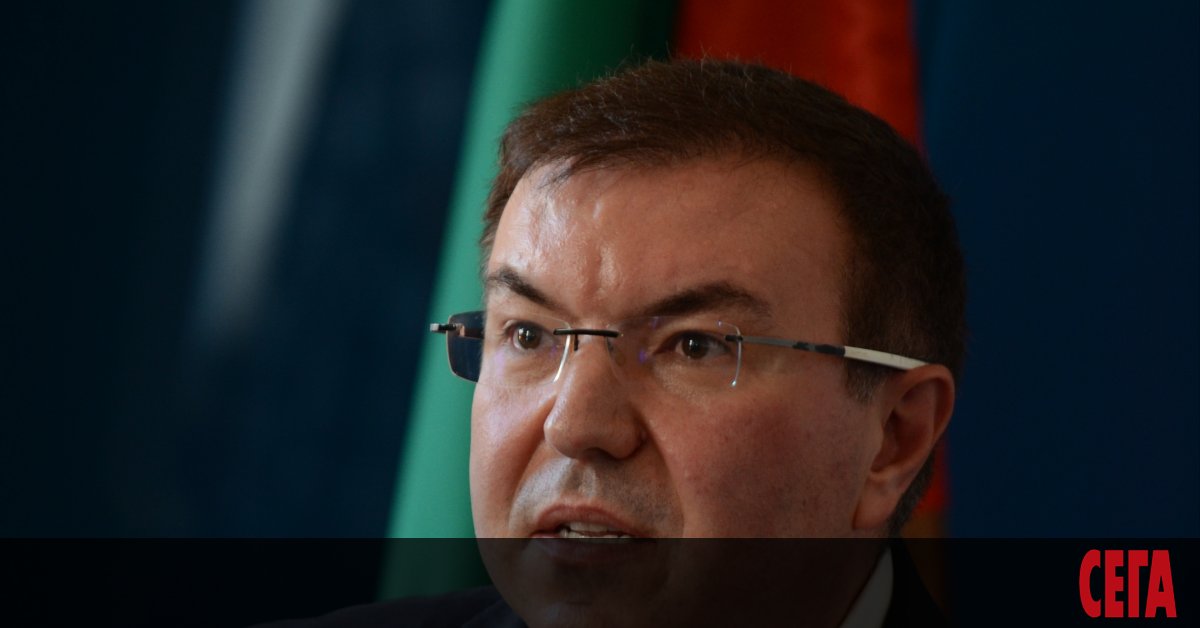 Хората неглижират симптомите на Ковид-19, постъпват късно в лечебно заведение