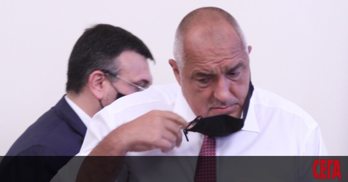 Премиерът Бойко Борисов обяви във Фейсбук, че вече е излекуван