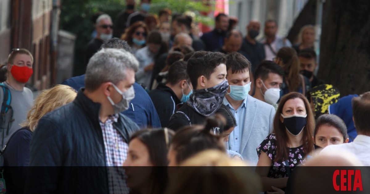 Заразените с коронавирус у нас продължава да се увеличават лавинообразно