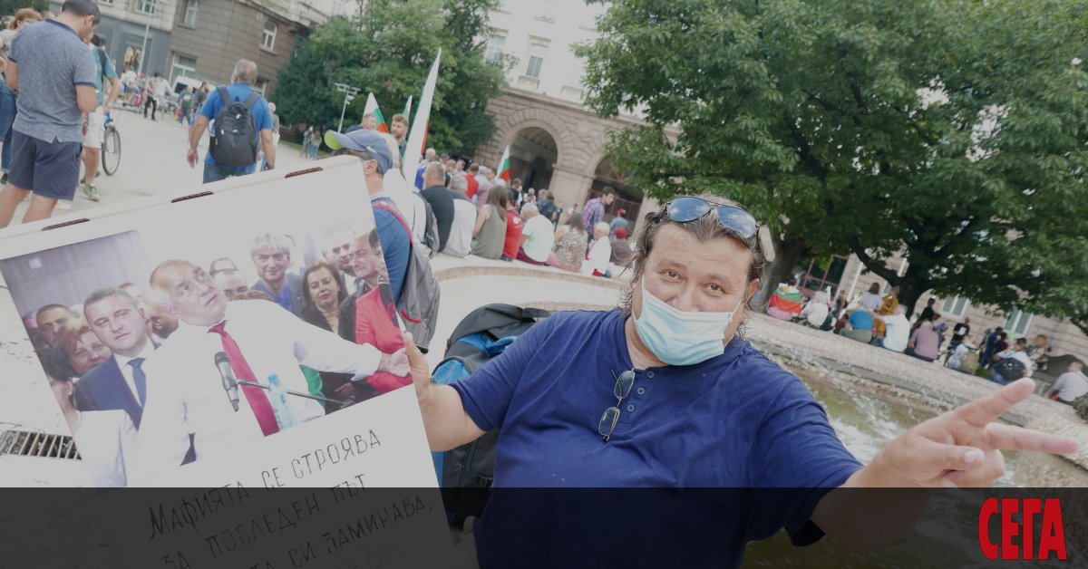 За 19-и пореден ден хиляди хора, недоволни от статуквото в