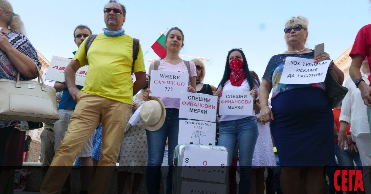 Все повече българи, чиито екскурзии и почивки бяха провалени заради