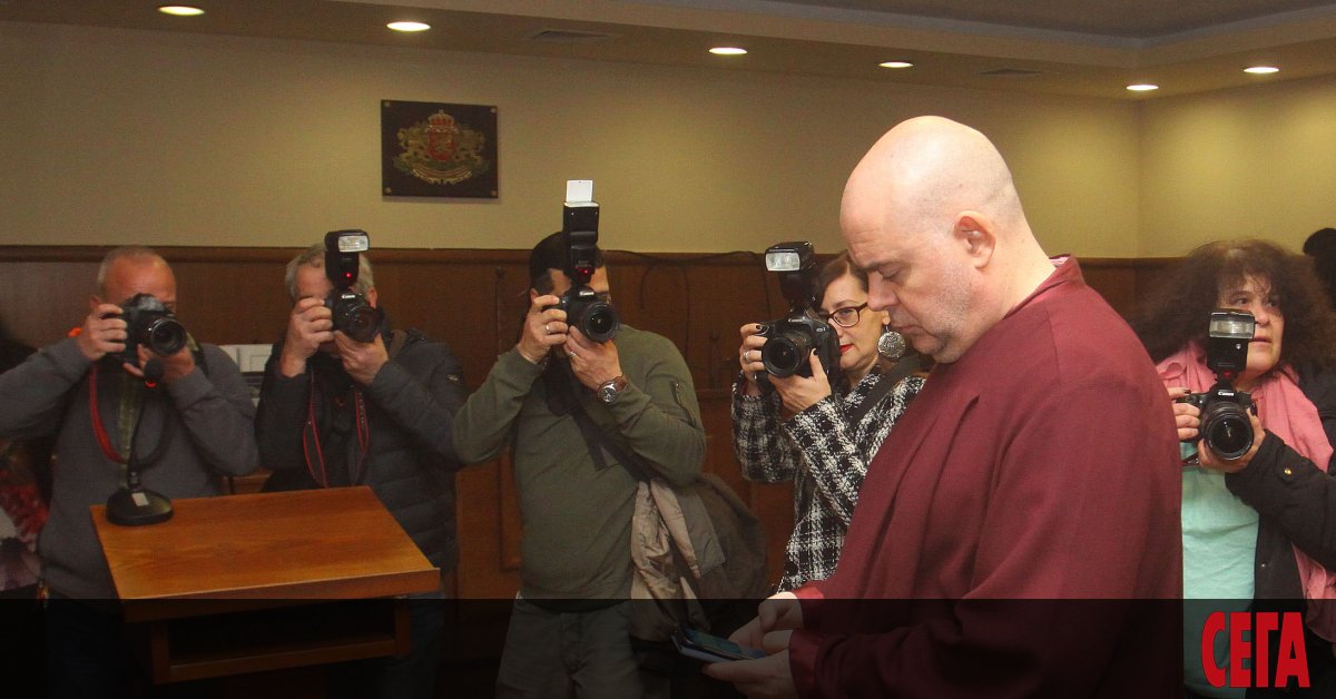 От встъпването си в длъжност главният прокурор Иван Гешев непрекъснато