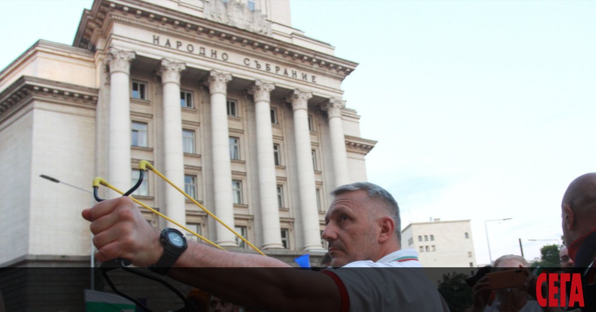 Продължаваме всеки ден, заедно ще успеем, мутри - вън, Гешев