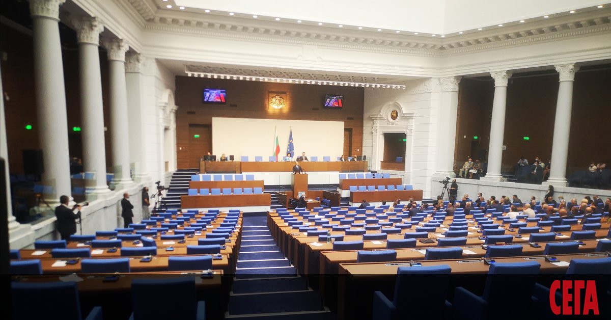 Четири са политическите формации, които със сигурност ще влязат в