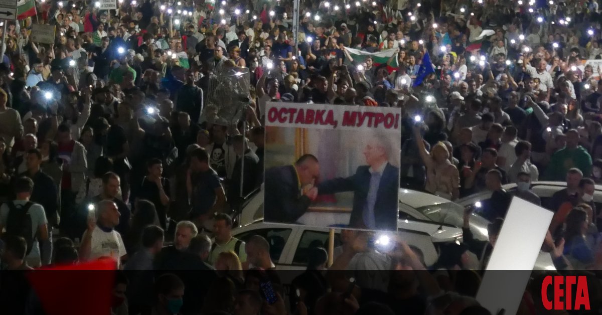 Днес се навършват 100 дни от началото на гражданските протести срещу потъпкването