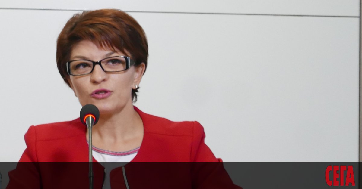 Депутът на ГЕРБ Десислава Атанасова приписа на премиера Бойко Борисов