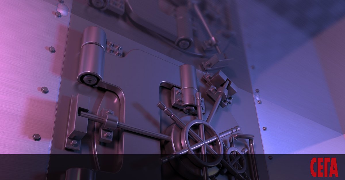 С взлом тази нощ е ограбена банка в Сандански, съобщи