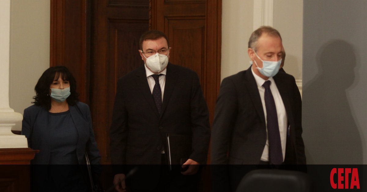 15 от новоизбраните депутати спешно трябва да решат дали да