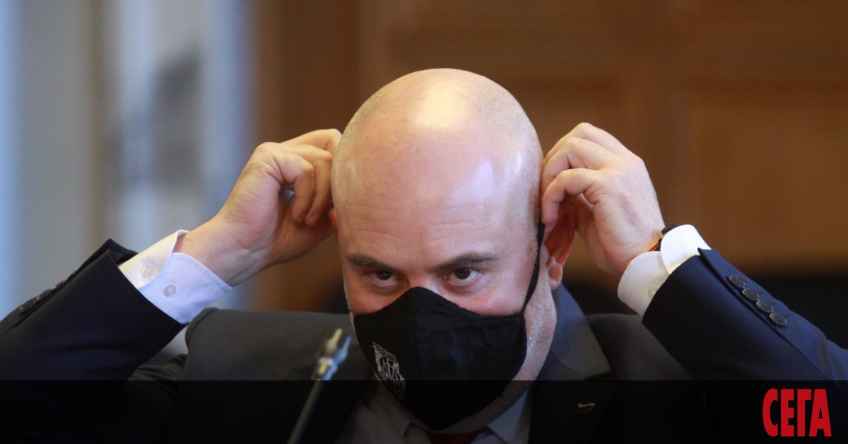 Представете си, че по някаква причина сте обект на разследване