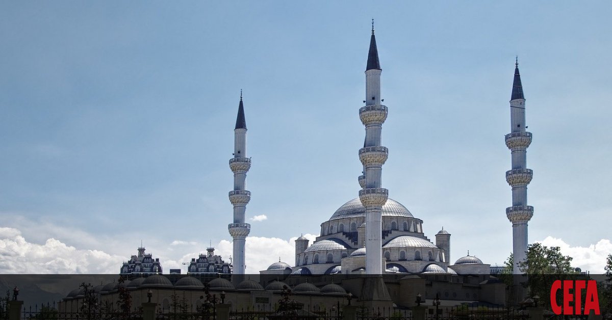 Поне 70 души са пострадали при размириците в столицата на