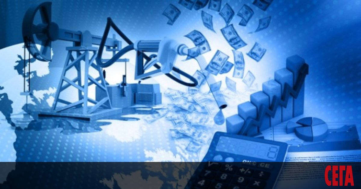 Въпреки че все повтаря, че санкциите на Запада са беззъби и