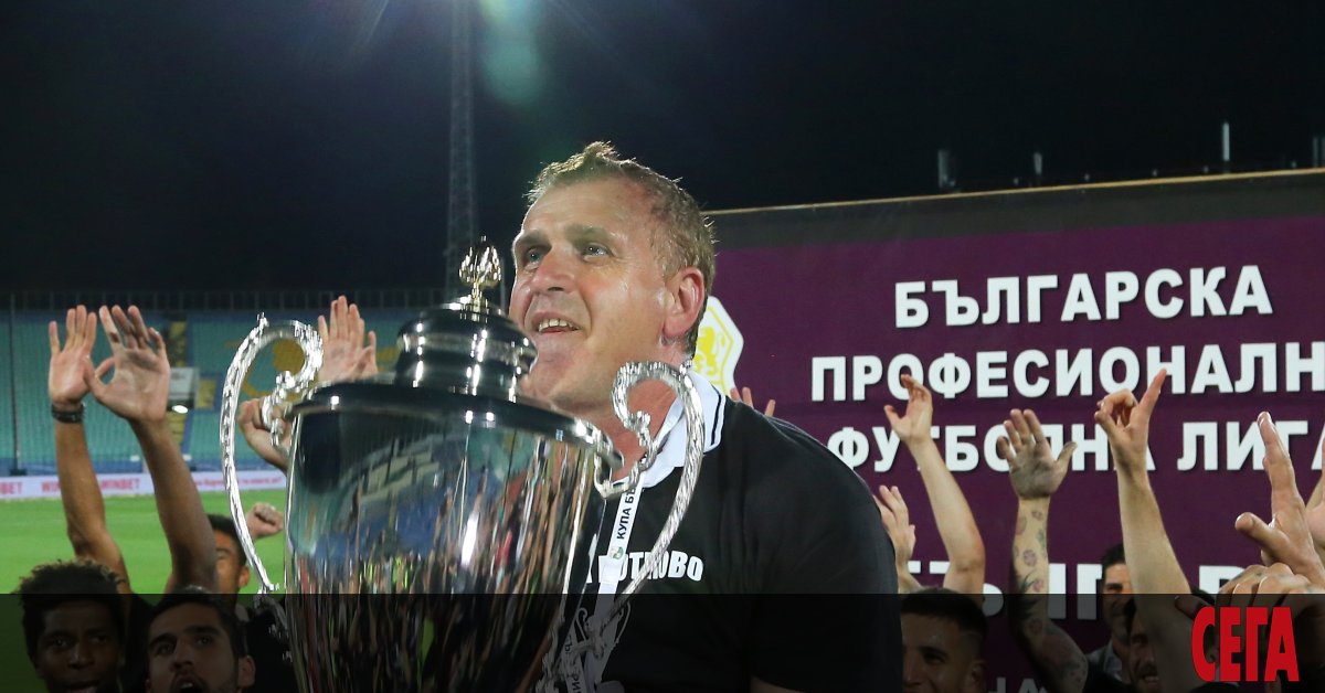 Дали ще успее Бруно Акрапович в мелачката за треньори ЦСКА-София?