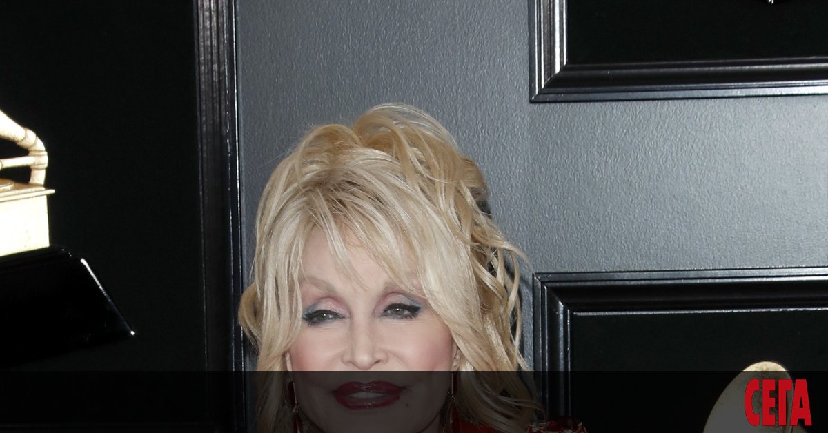 75 години днес навършва кънтризвездата Доли Партън - известна колкото с