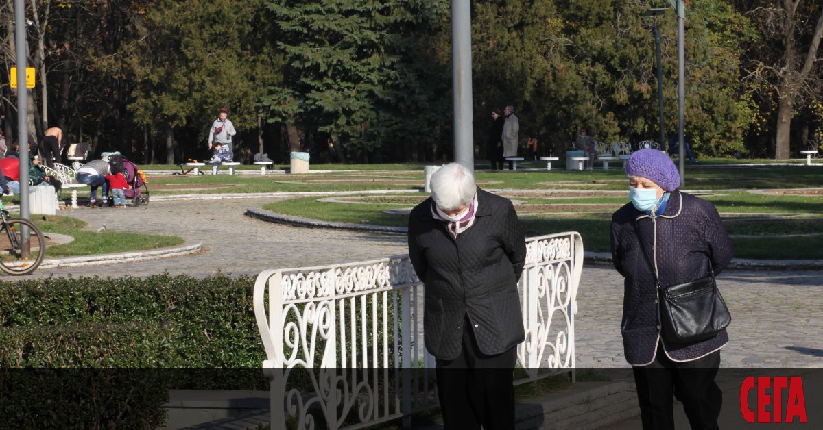  886 са новозаразените с коронавирус у нас през последното денонощие,