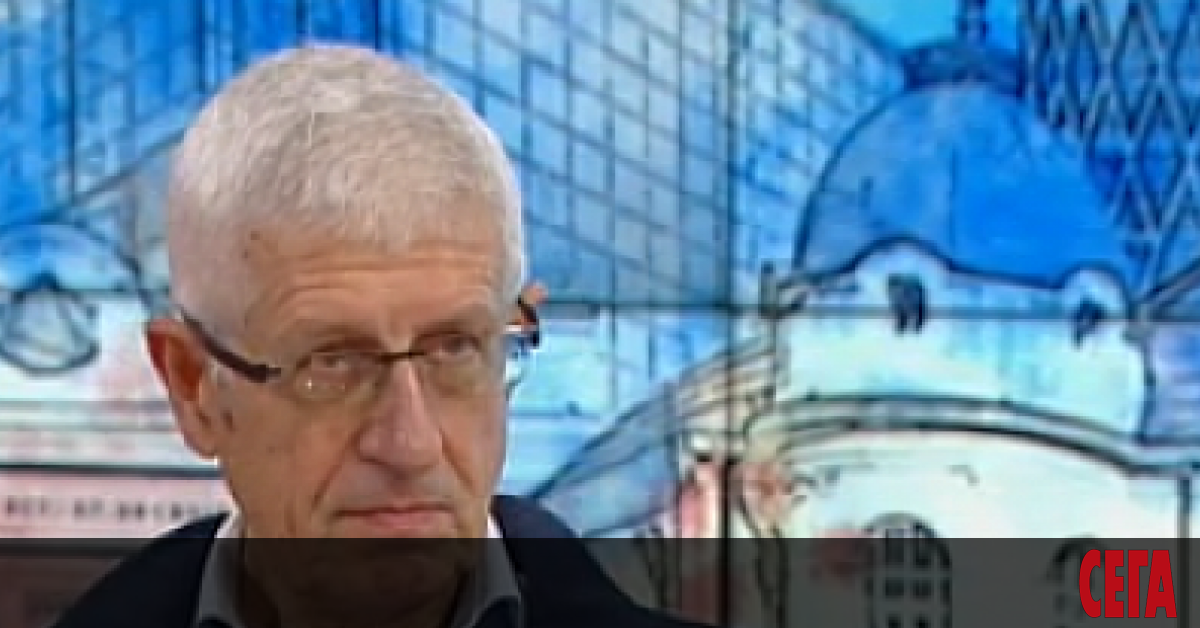 Вътрешнопартийната опозиция директно слугува на управляващите. Те в момента спасяват