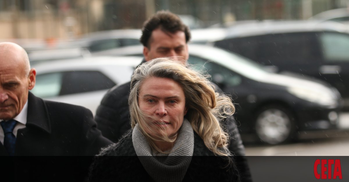 Административният съд в София е отменил възбрани, наложени от НАП