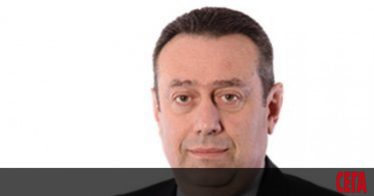 Ден след като народният представител от Варна Иван Иванов бе