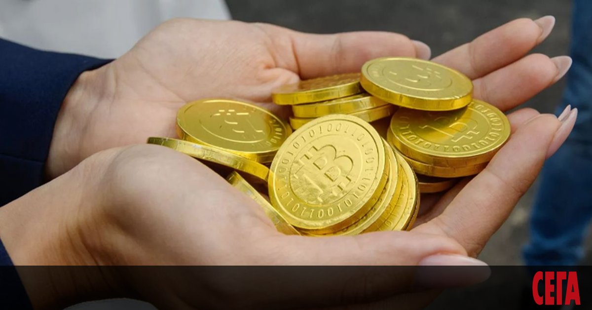 Стойността на виртуалната валута биткойн продължава да нараства и да подобрява